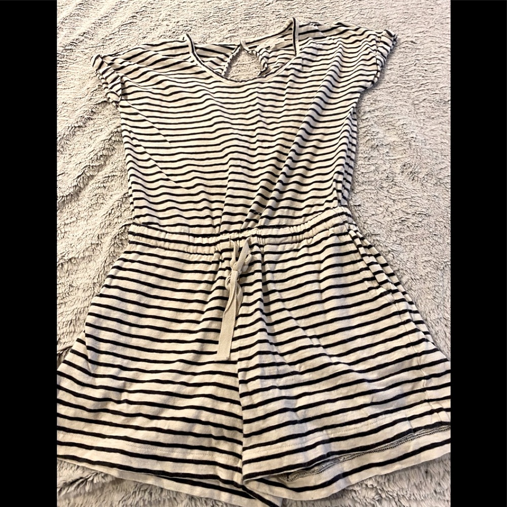 Jumper Lou and Grey Loft. Great for cruising…